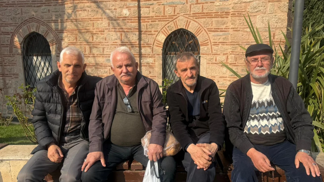 Bursa'da 'savaş' sorusuna verilen cevaplar tüyleri diken diken etti: 'Devlet olmazsa...'