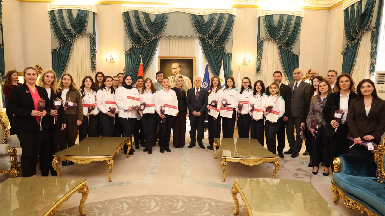 Bursa'nın rayları kadınlara emanet