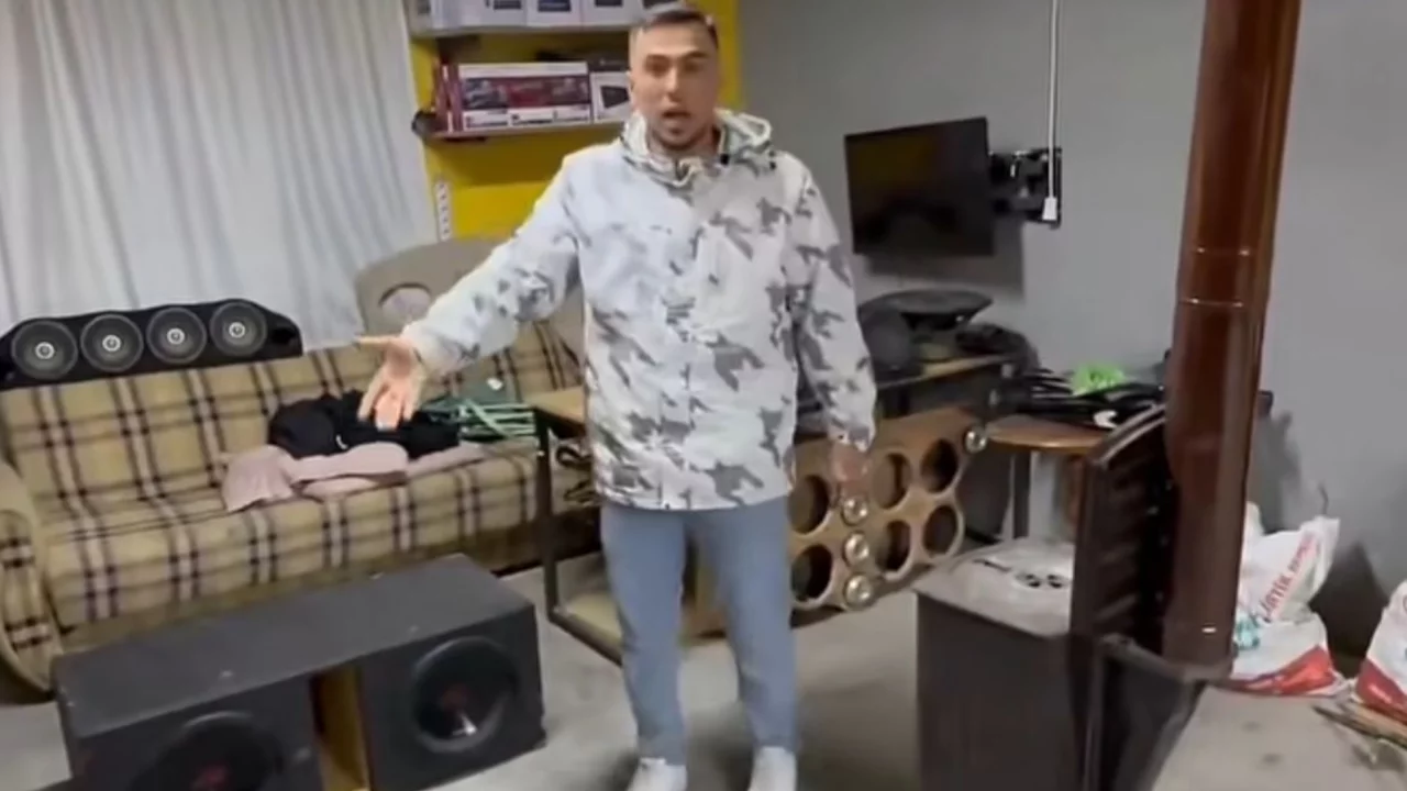 Yeni trafik yasasına Bursa'da beklenmedik tepki! Ses sistemlerini parçaladı...