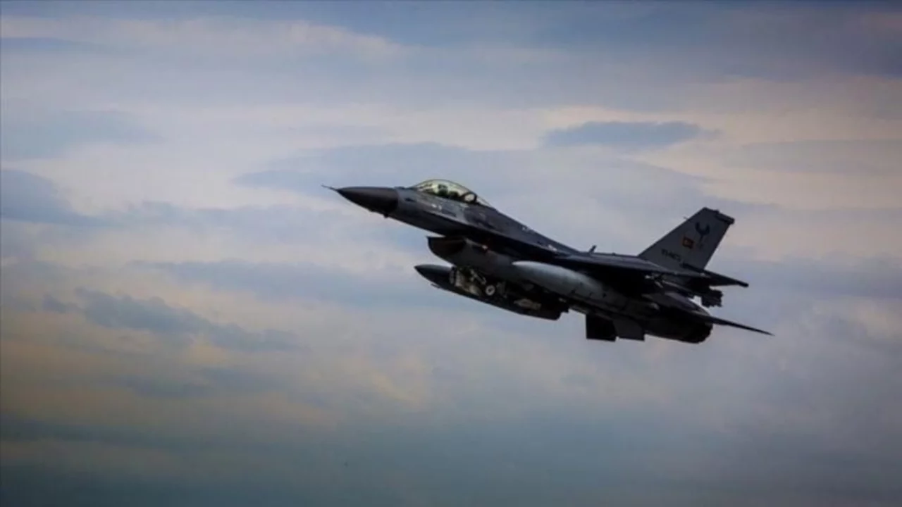MSB: KKTC'ye F-16 u&ccedil;aklarının konuşlandırılması değerlendirilen hususlardan biridir