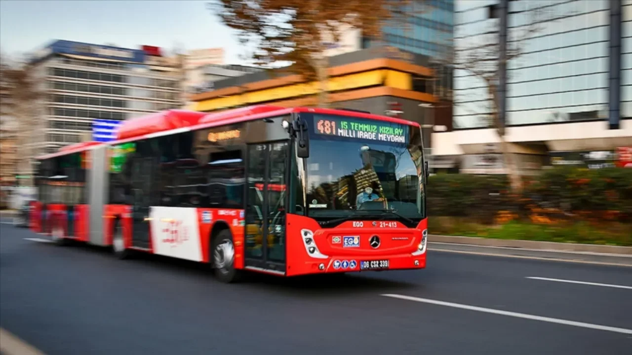8 Mart'ta kadınlara toplu taşıma ücretsiz mi? 