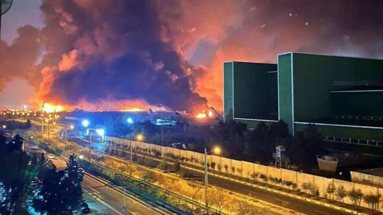 İsrail'den "16 uçağı vurduk" iddiası! Mehrabad Havalimanı'na yönelik saldırıyla ilgili açıklama 