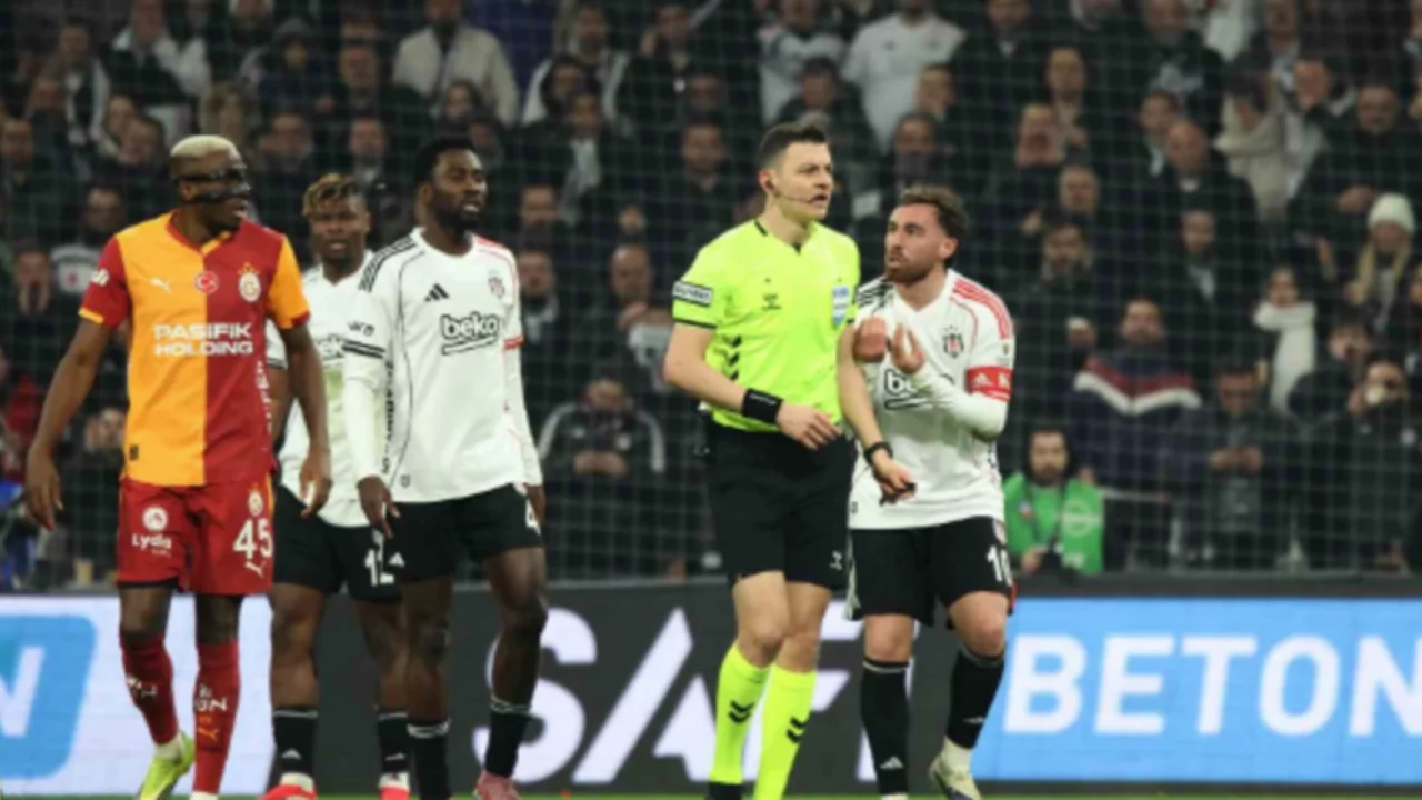 Galatasaray, Beşiktaş ile oynadığı son 5 derbide 4 kırmızı kart gördü 