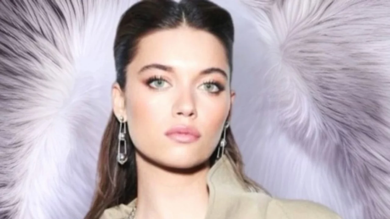 Afra Saraçoğlu Paris'i yıktı geçti! İddialı seçim