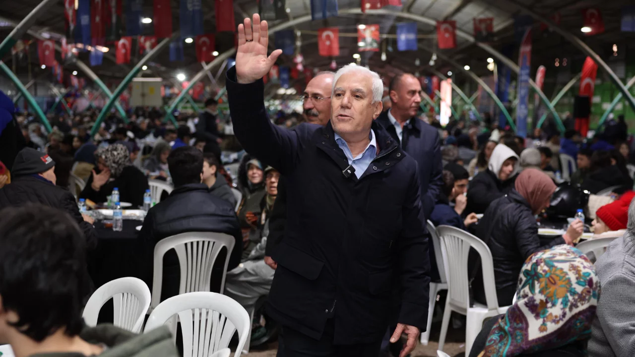 Başkan Bozbey, İzniklilerle buluştu