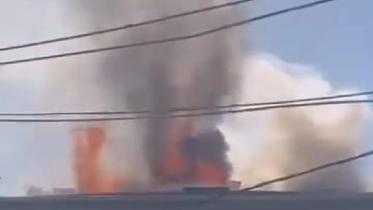 Bursa'nın İnegöl ilçesinde sıcak saatler! Alev alev yandı