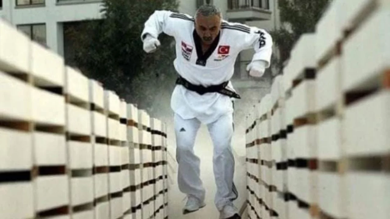 Guinness rekortmeni Ali Bahçetepe Bursa'da tedavi görüyordu: Datça'da defnedildi...