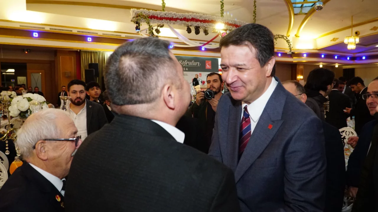 Saadet Partisi Bursa'da iftar sofrasında buluştu! 