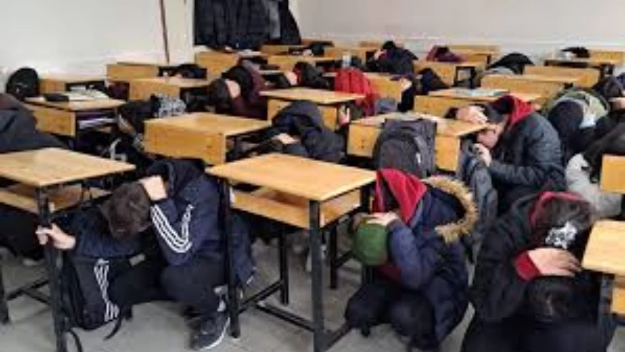 Denizli'de okullar tatil mi? SON DAKİKA! 9-10 Mart deprem sonrası Denizli'de okullar tatil edildi mi?