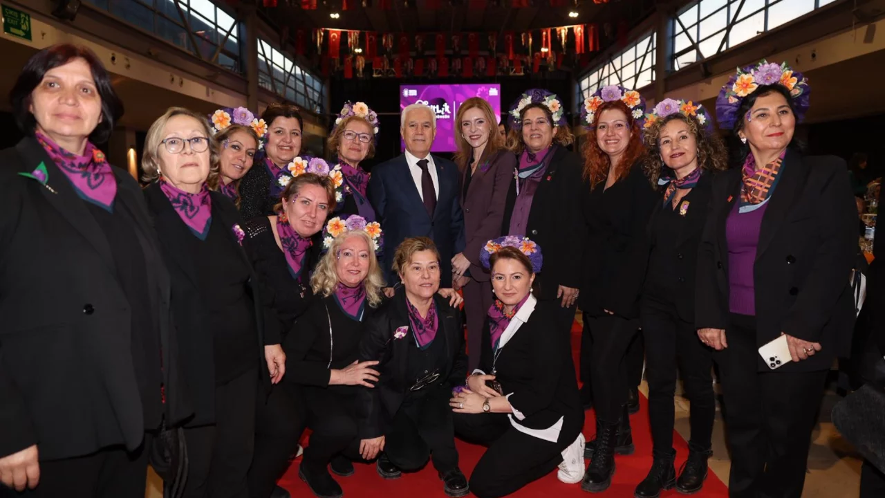 Bozbey: Kadın güçlüyse kent de güçlüdür