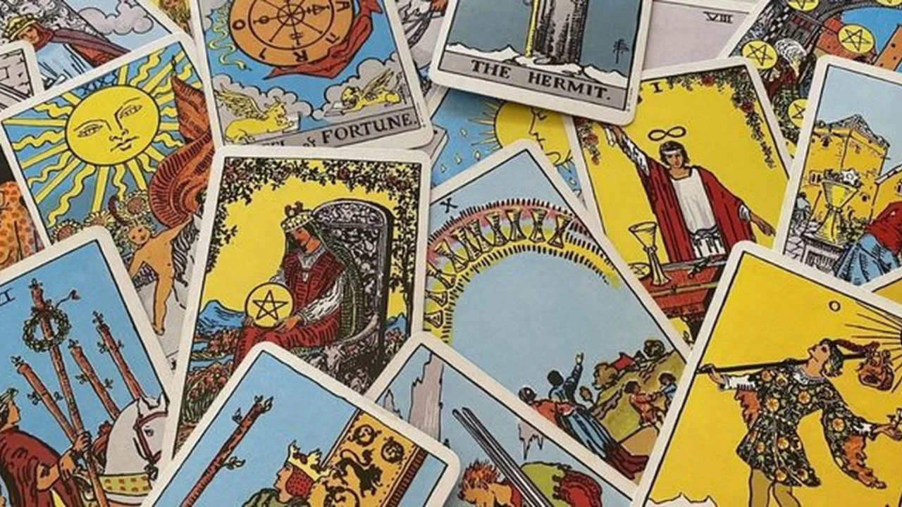 9 Mart günlük tarot falı: 9 Mart Pazartesi günü seni neler bekliyor? Günlük tarot kart açılımı!
