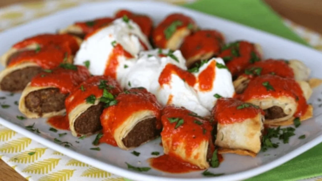 Yufkası ve kıyması olan denesin: Evde pratik beyti keba...