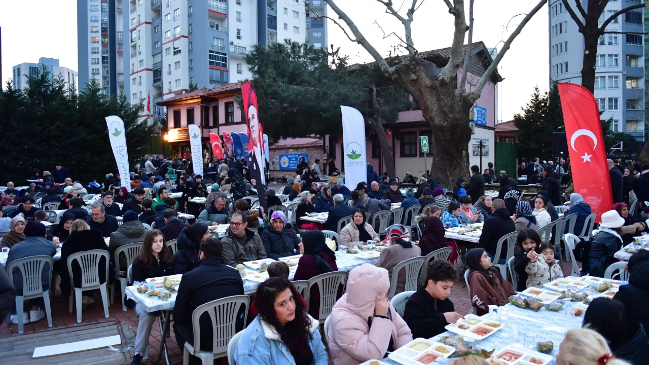Osmangazi'de gönül sofrası Kiremitçi Mahallesi'nde kuruldu