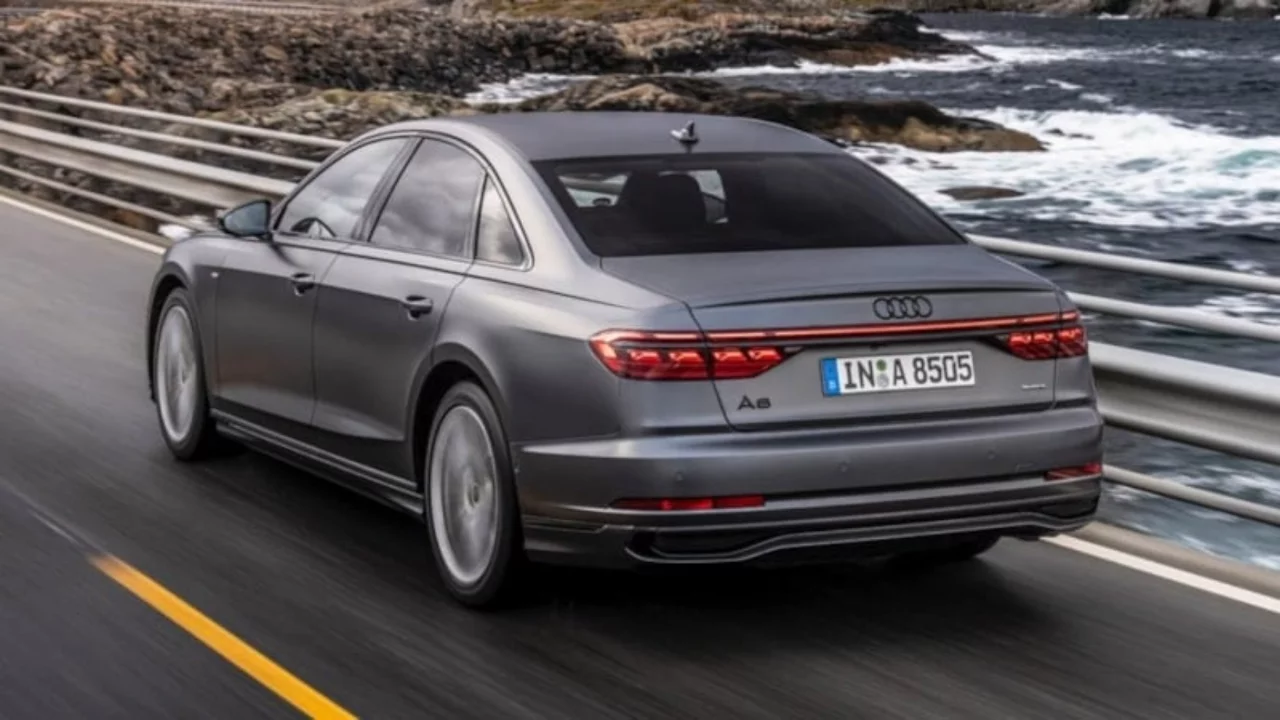 Bir efsanenin sonu: Audi A8 siparişleri durduruldu