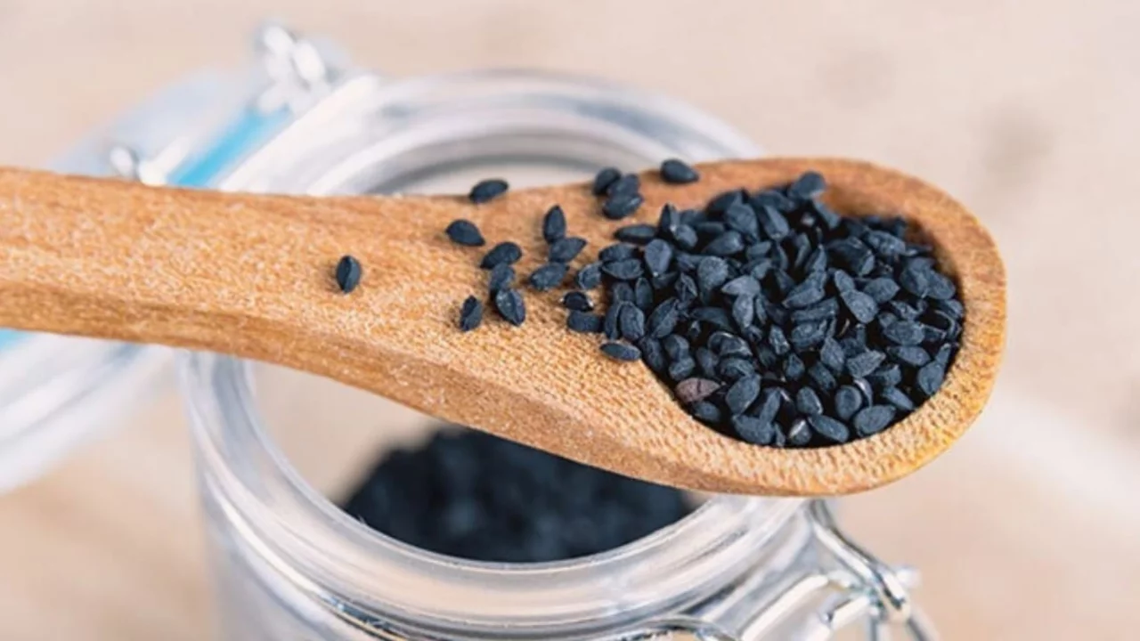 Herkesin evinde var: Bir çay kaşığı yorgunluğu silip at...