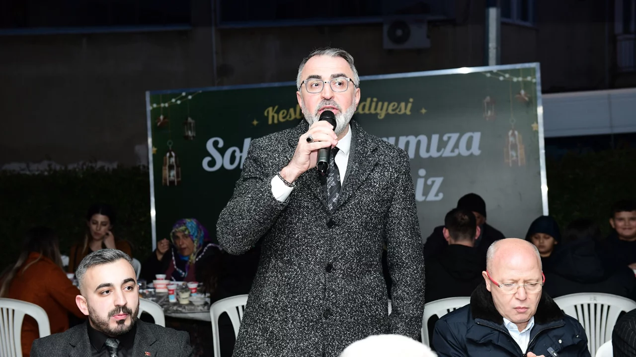 Bursa'da Kestelliler, sokak sofrasında bir araya geldi