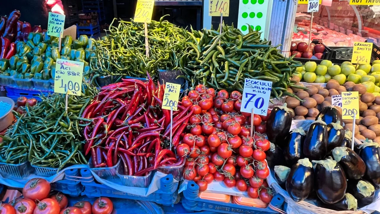 Bursa'da iftar sofralığının fiyatı uçtu!