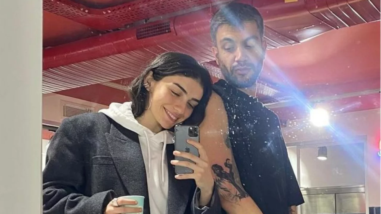 Hazar Ergüçlü ile Efe Çelik ayrıldı