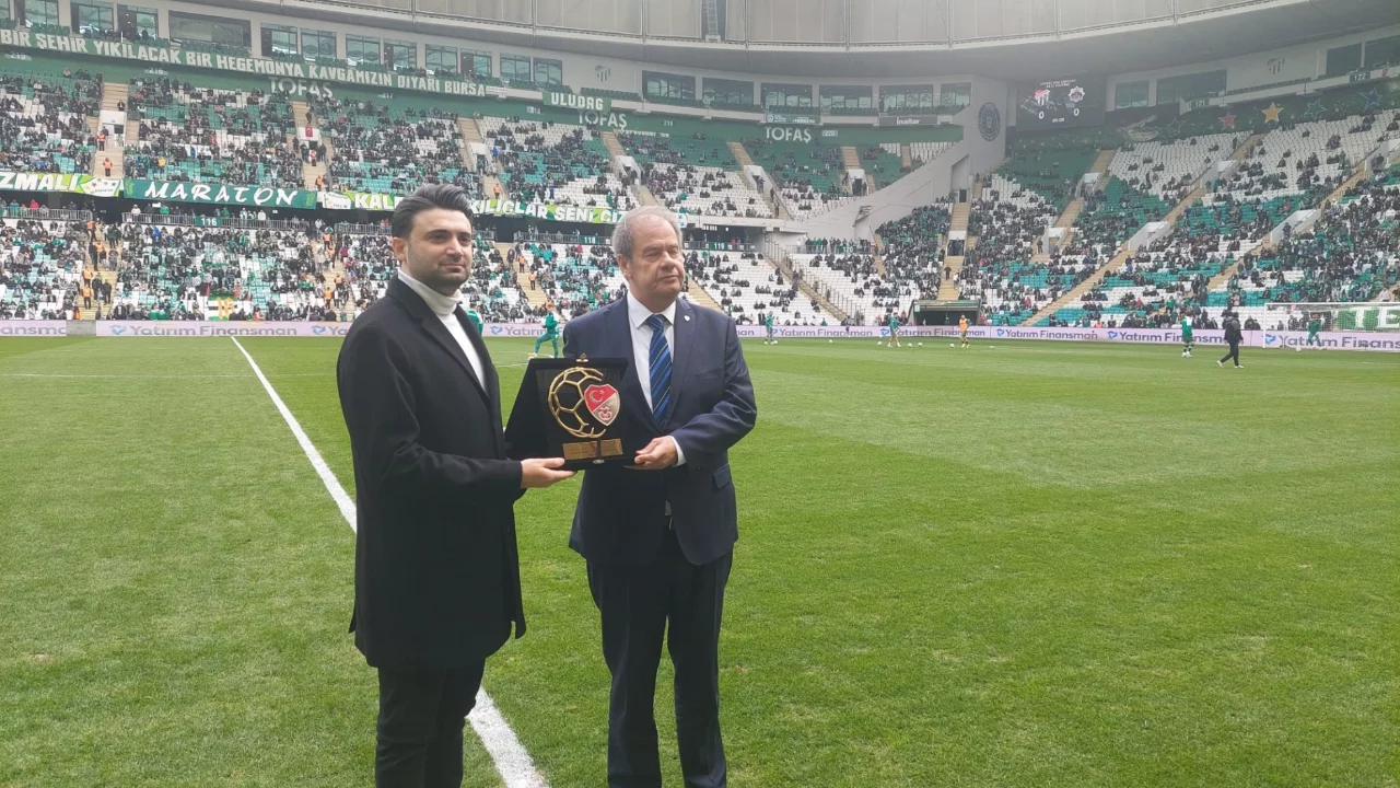 Bursaspor'a fair play ödülleri takdim edildi!