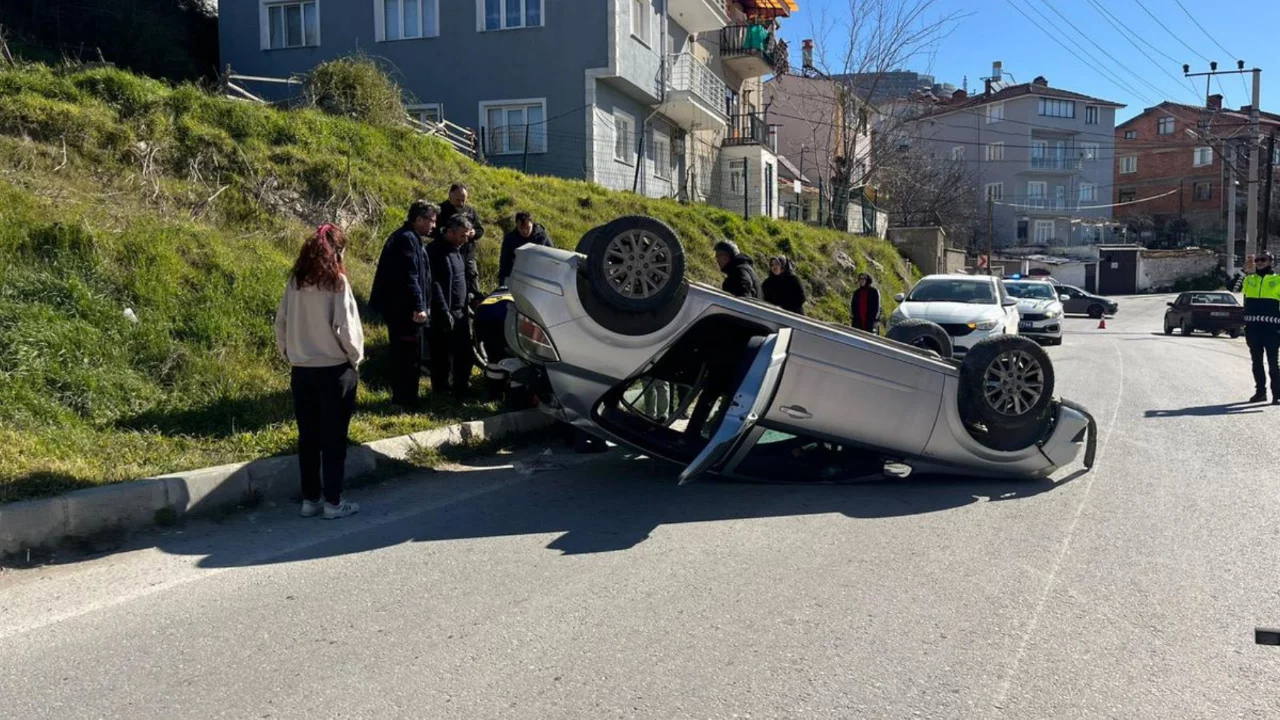 Kütahya'da takla atan otomobilin sürücüsü yaralandı