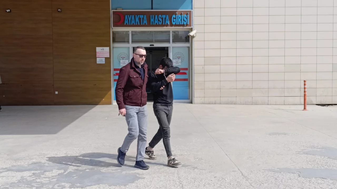 Bursa'da cezaevi firarisi kıskıvrak yakalandı!