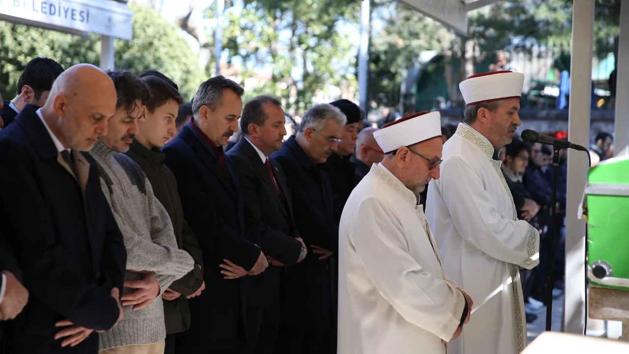 Cumhurbaşkanlığı Savunma Sanayii Başkanı Görgün'ün kayınpederi Bursa'da son yolculuğuna uğurlandı