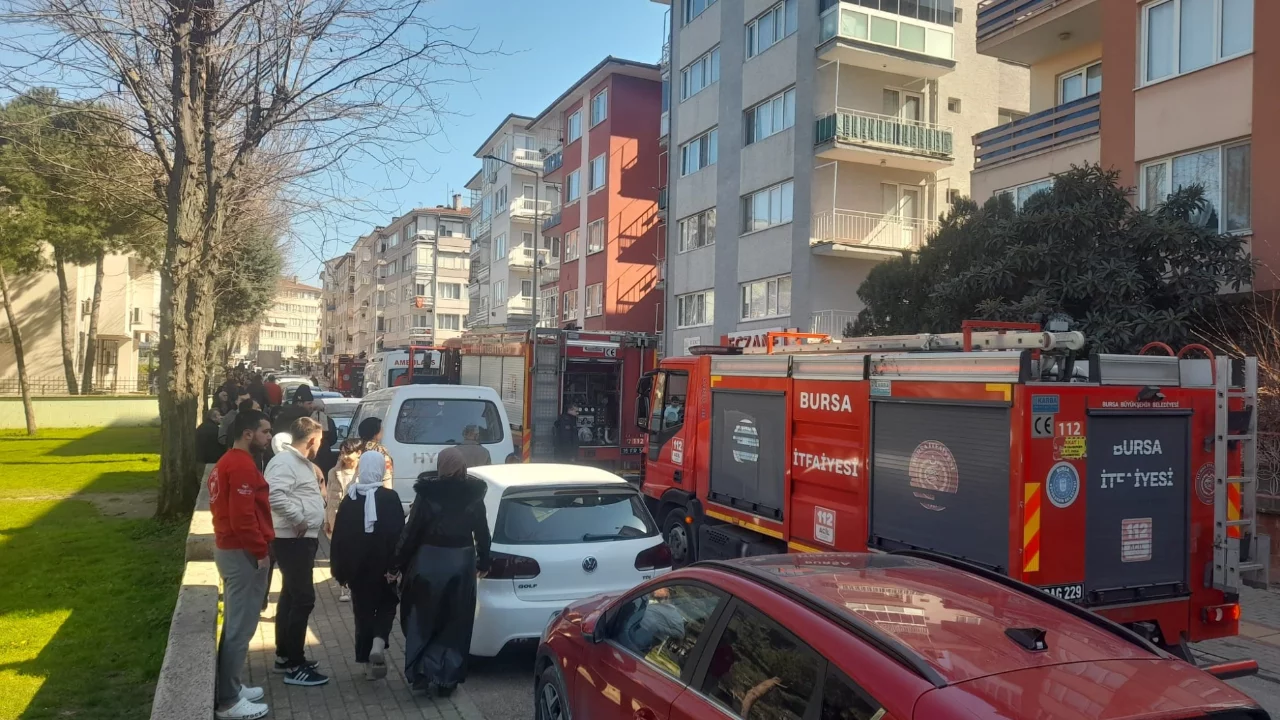 Bursa'da yangın paniği! 4 itfaiye aracıyla müdahale 