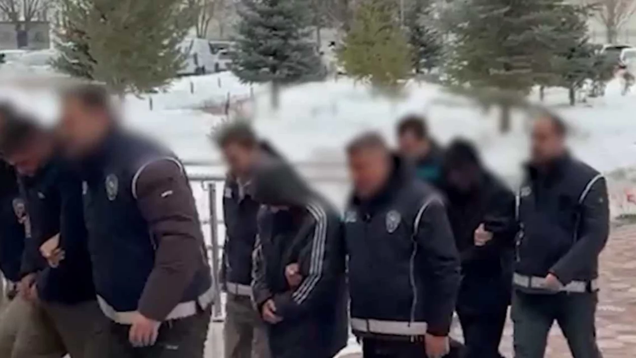 Sivas'ta 111 düzensiz göçmen yakalandı 