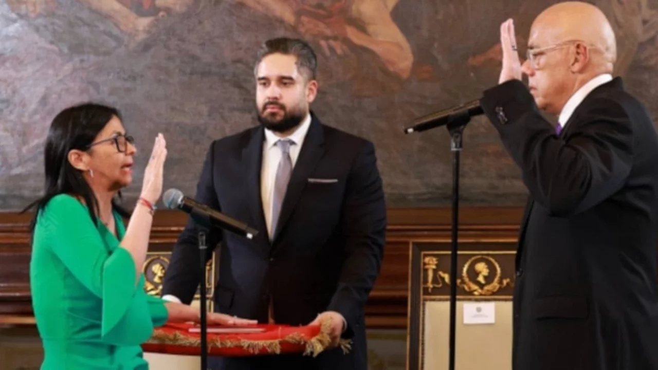 Venezuela Geçici Devlet Başkanı'ndan ABD mesajı: İstikr...