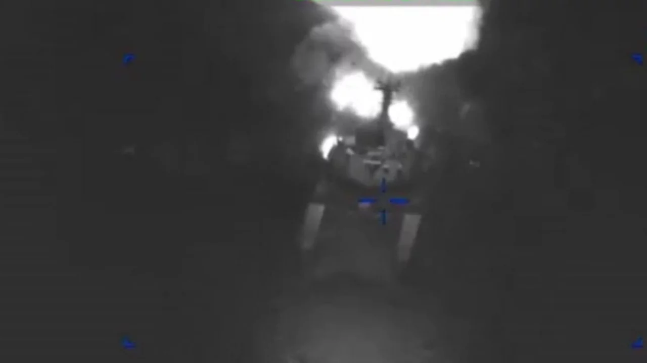 ABD'den İran Donanması'na saldırı kamerada