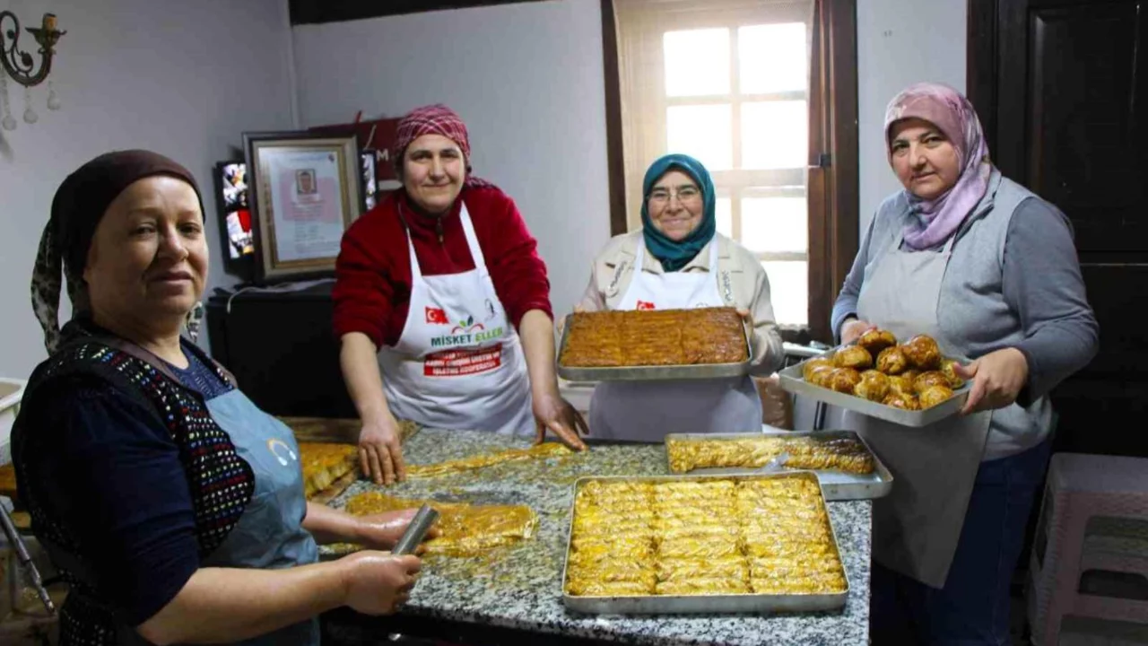 Oru&ccedil;lu şehidin son isteği Amasya &ccedil;&ouml;reği, 10 yıl sonra yeniden Mardin'deki silah arkadaşlarına g&ouml;nderildi