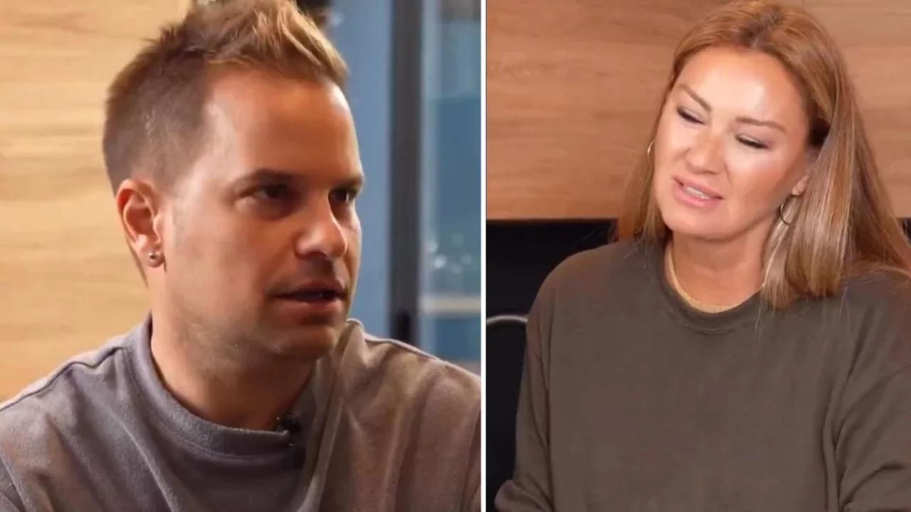 Pınar Altuğ'a eşinin yanında açıkça soruldu: Müstehcen ...