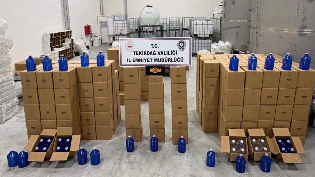 17 bin 815 litre etil alkol ele ge&ccedil;irildi