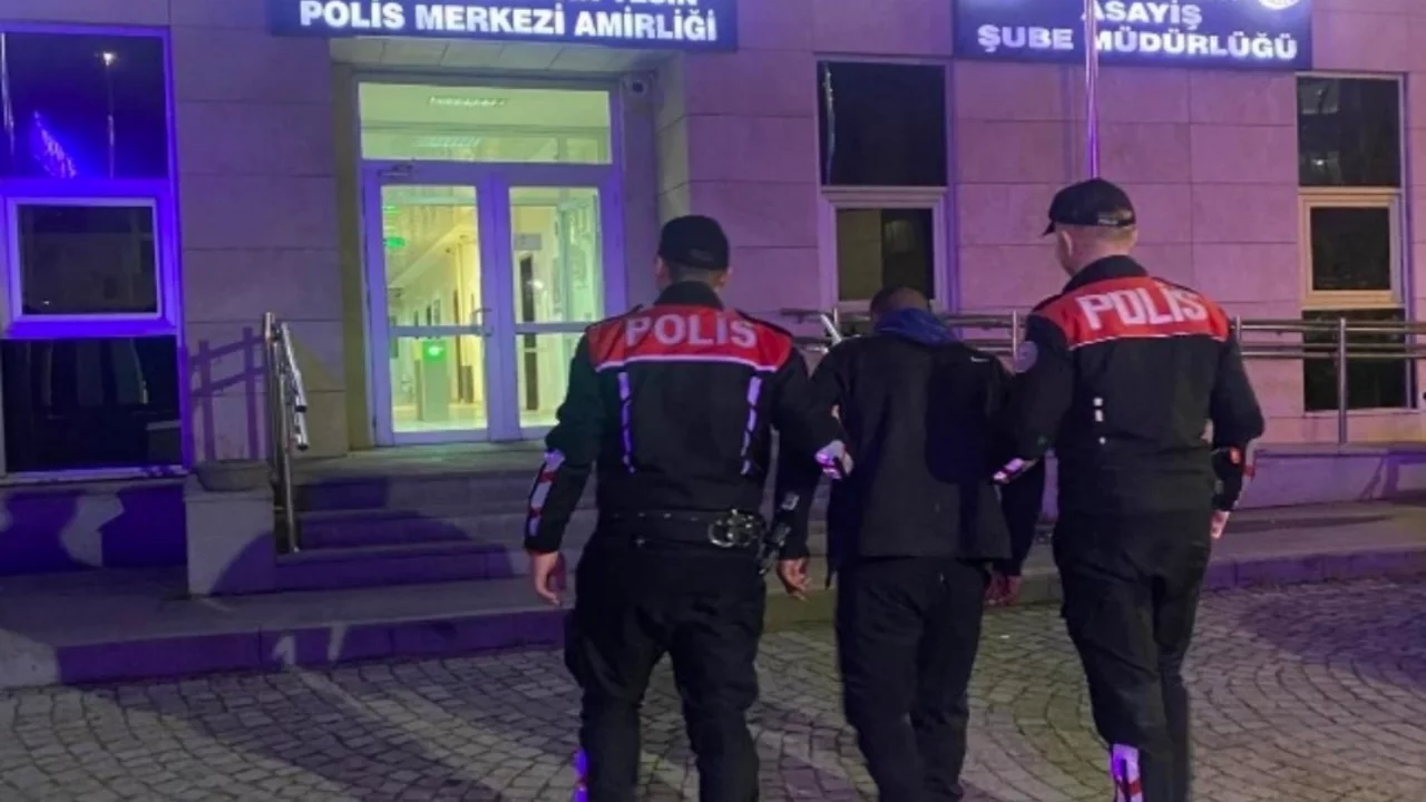 Asayiş uygulamalarında aranan 8 şahıs yakalandı