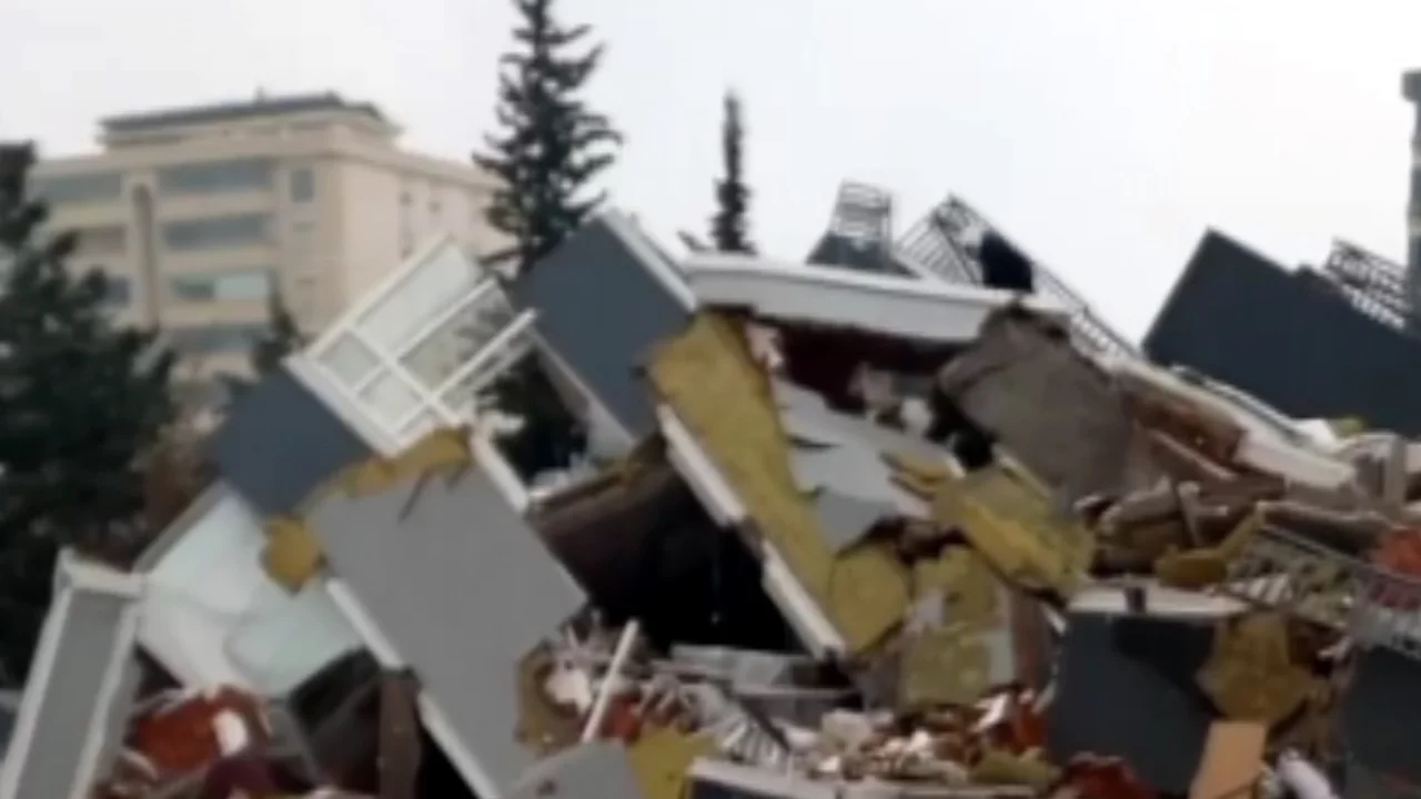 35 kişiye mezar olan Ezgi apartmanı davasında flaş gelişme! 250 g&uuml;nd&uuml;r aranıyordu