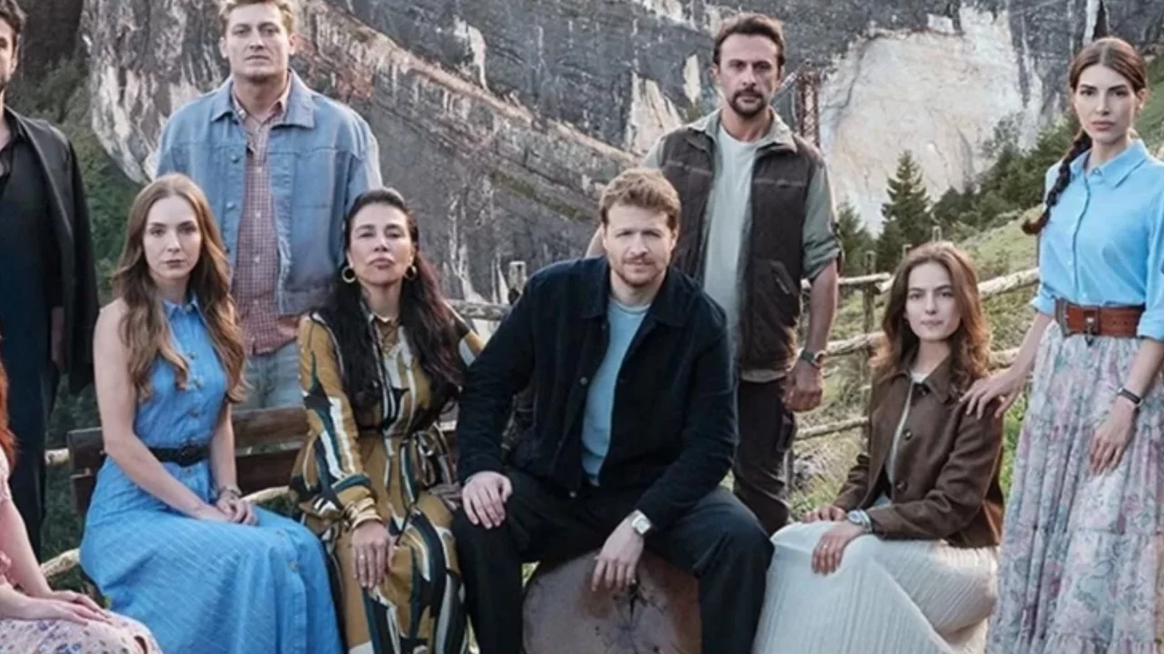 Taşacak Bu Deniz setinde bomba aşk iddiası