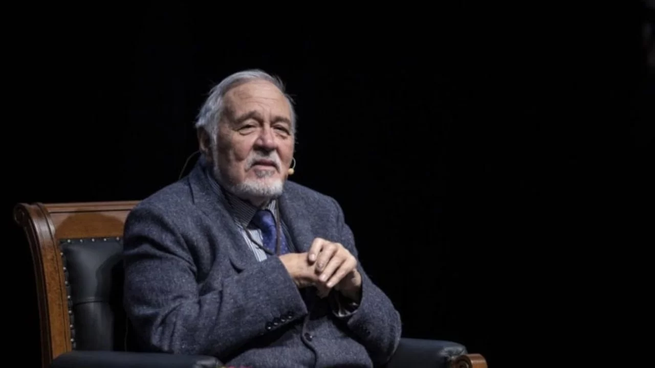 İlber Ortaylı son yolculuğuna uğurlanıyor