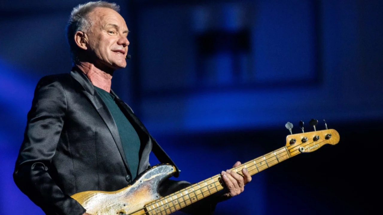 Sting küvete 105 bin dolar ödedi