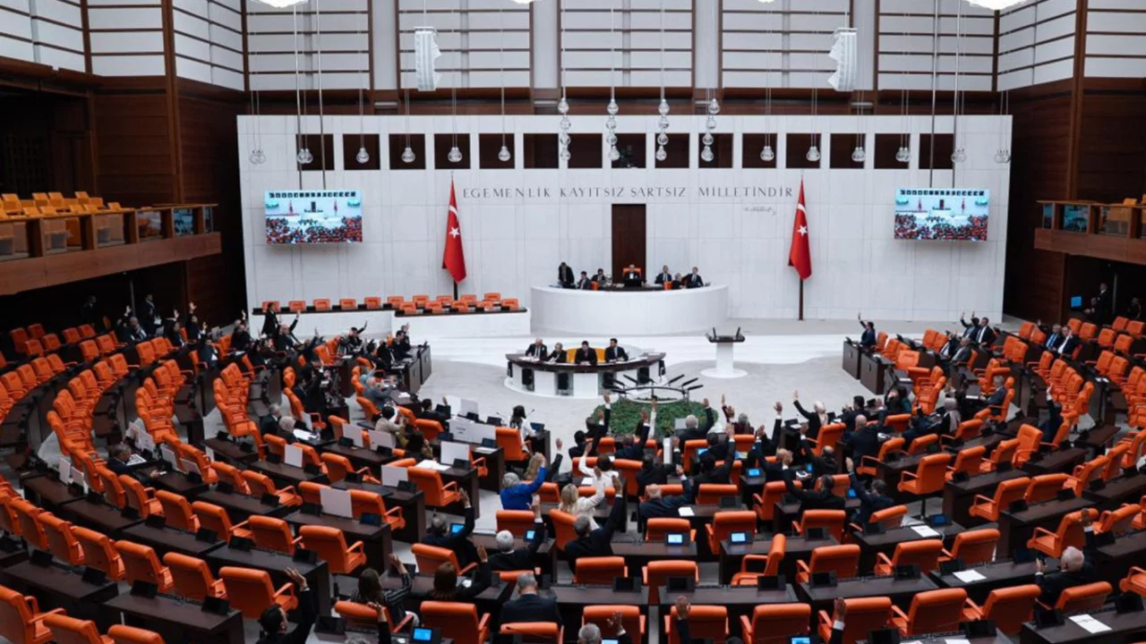 TBMM'ye yeni dokunulmazlık dosyaları sevk edildi: Aralarında Bursa Milletvekili de var