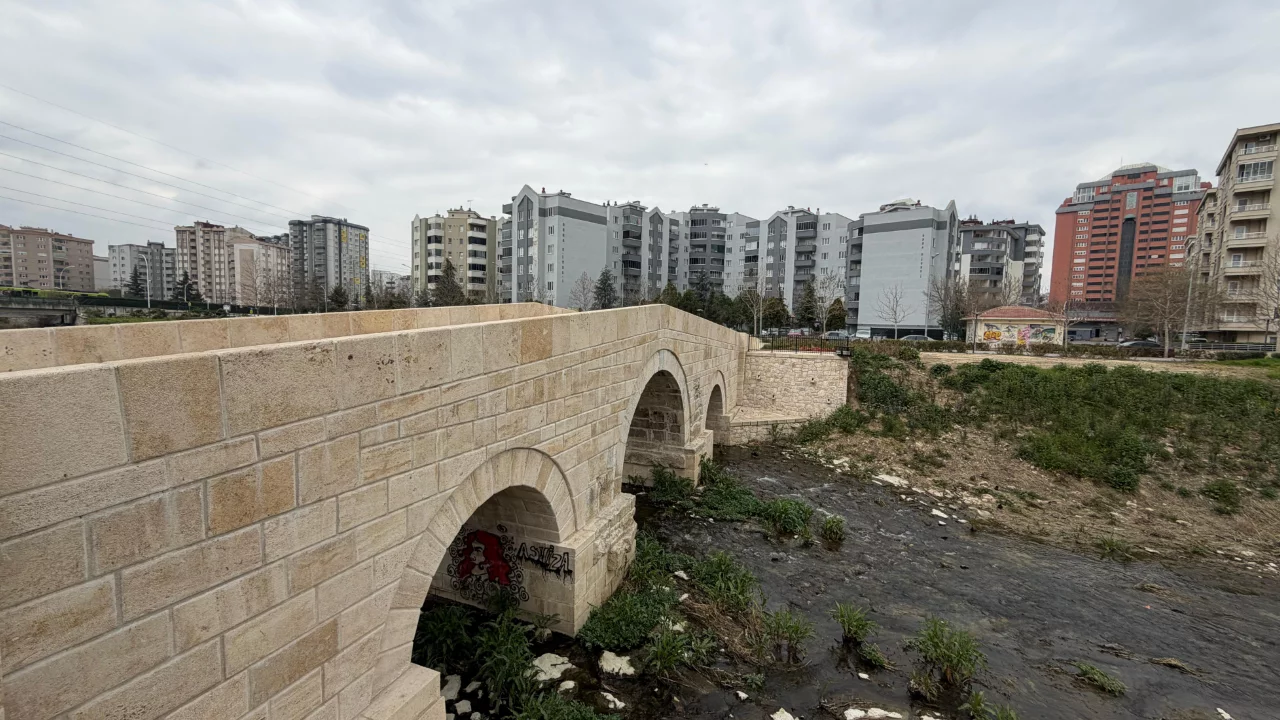 Roma'dan Bursa'ya miras! Yenilenen yüzüyle görüntülendi...