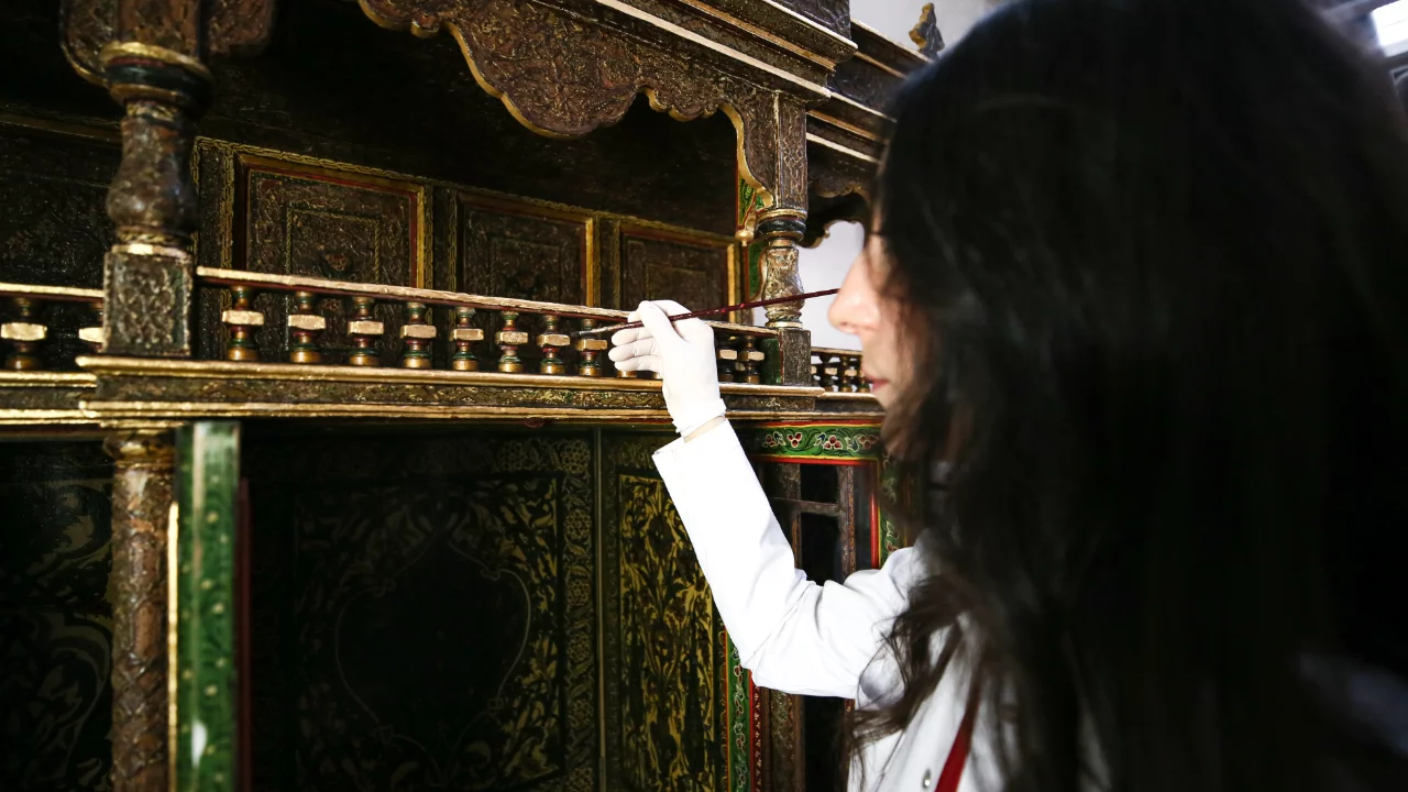 Sultan 2. Abdülhamid'in ahşap dolabı Bursa'da ruh buldu