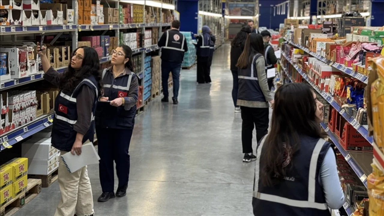 Ramazan Bayramı &ouml;ncesi market denetimleri yoğunlaştırıldı