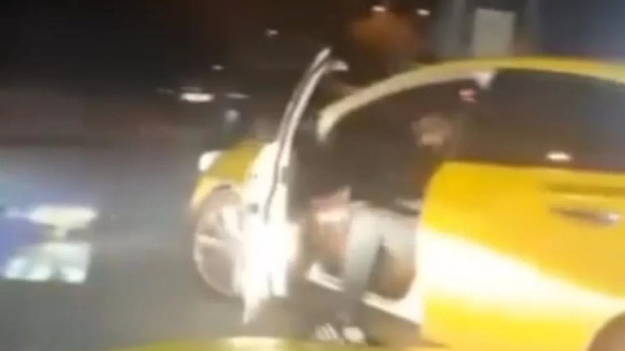 Adana'da taksi şof&ouml;r&uuml; meslektaşını tehdit rtti