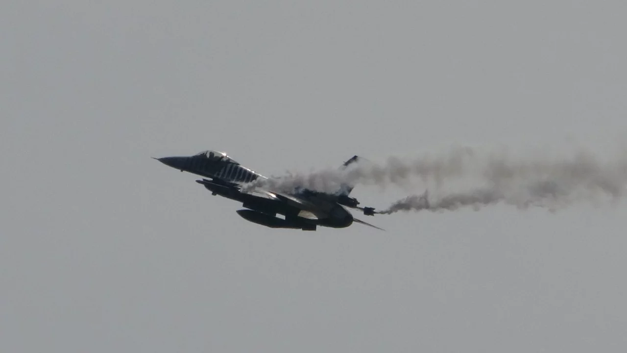 SOLOTÜRK Çanakkale'de nefesleri kesti