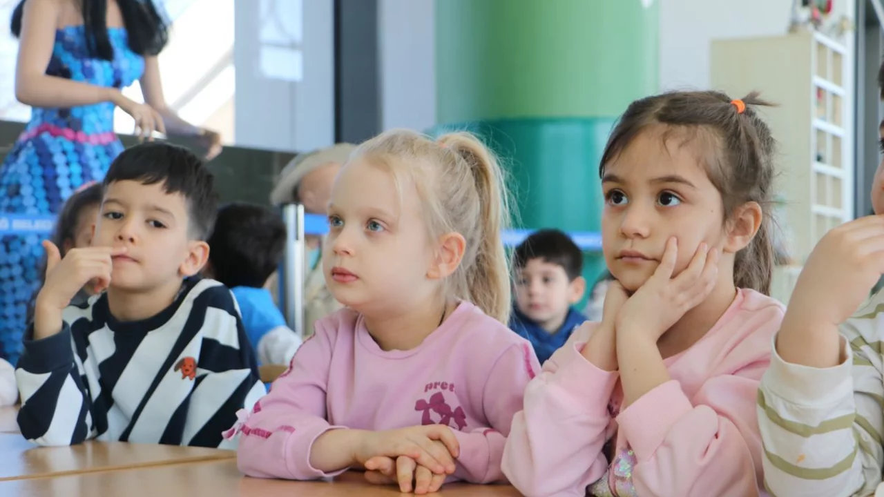 T&uuml;rkiye'nin ilk Sıfır Atık Okulu'nda 40 bin &ouml;ğrenciye &ccedil;evre eğitimi