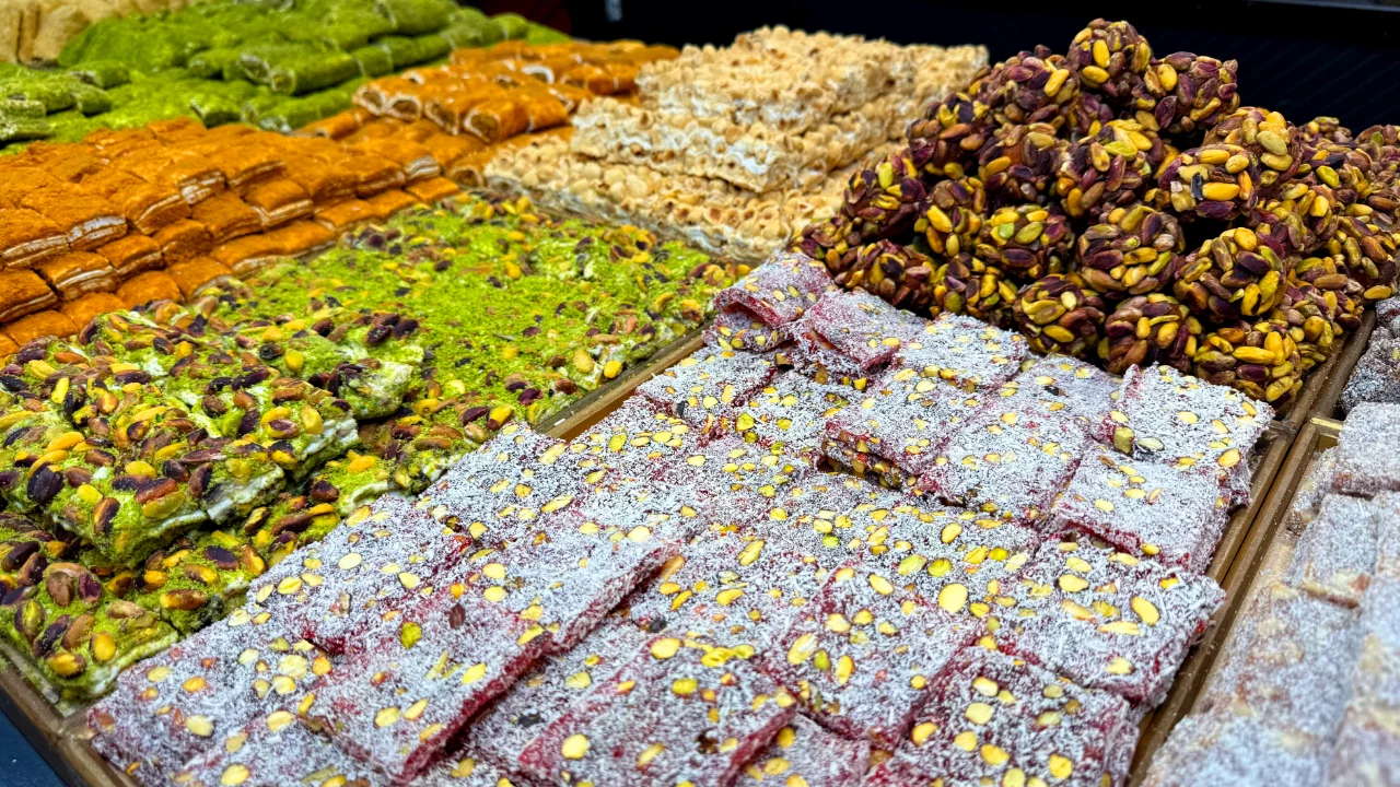 Bayram &ouml;ncesi lokum ve şekerleme satışları arttı