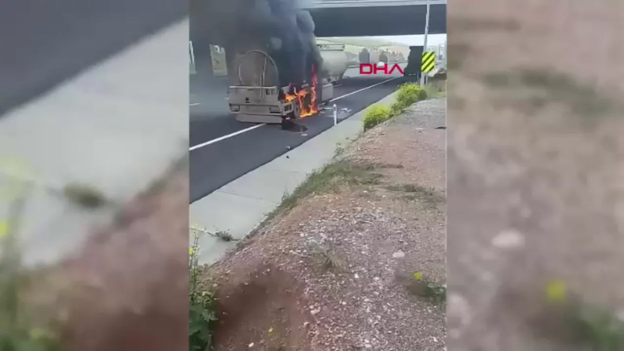 Osmaniye'de mazot y&uuml;kl&uuml; tankerde yangın