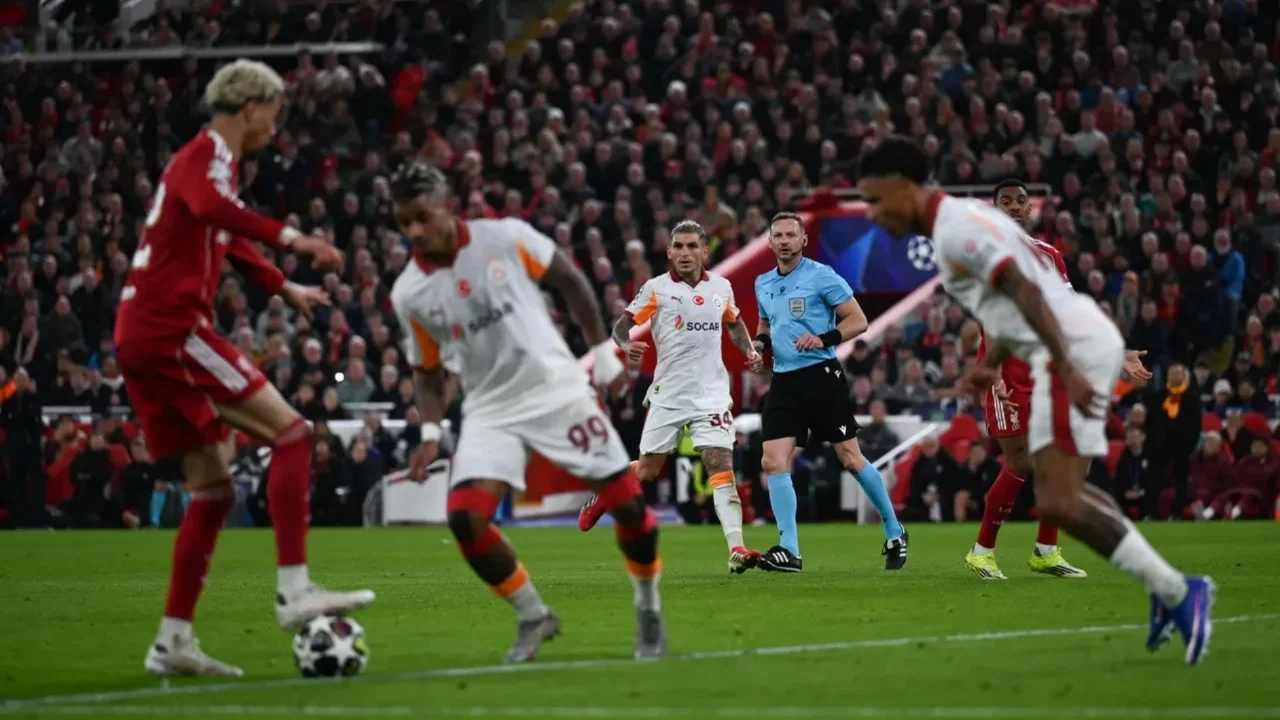 Galatasaray'da Noa Lang ve Osimhen şoku! Kötü haberi sa...