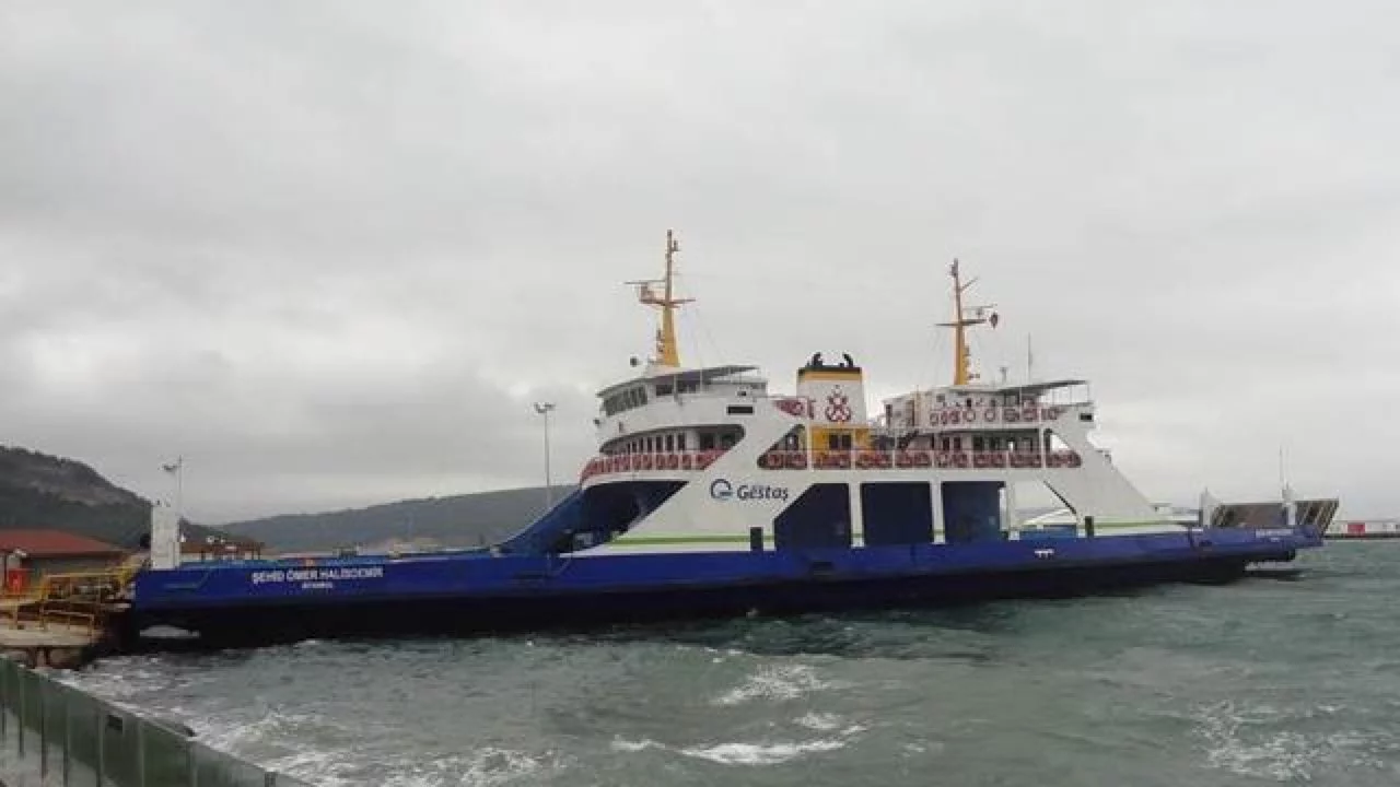 Fırtına nedeniyle bazı feribot seferleri yapılamayacak