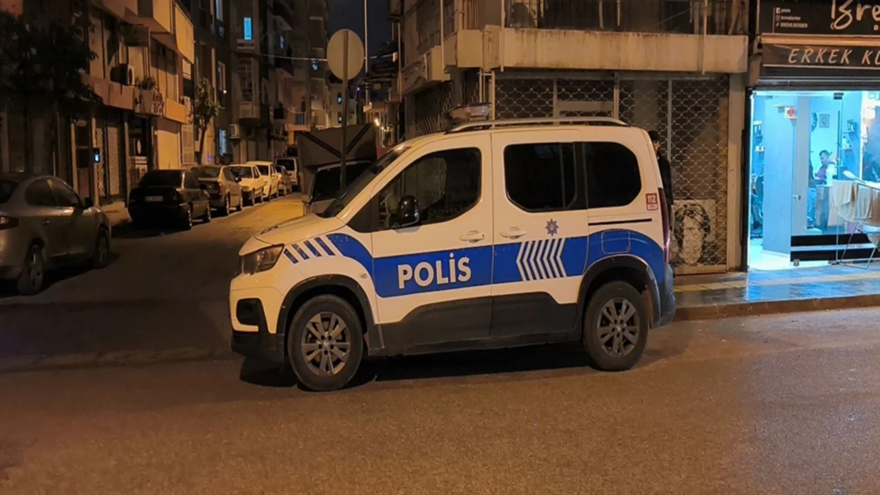 2 &ccedil;ocuk annesi eşini &ouml;ld&uuml;ren koca tutuklandı